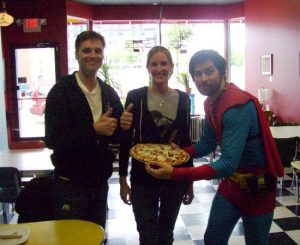 super-hero-pizza-delivery-Minneapolis