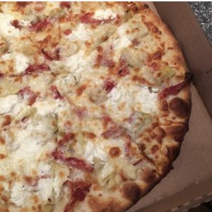 best-pizza-downtown-minneapolis